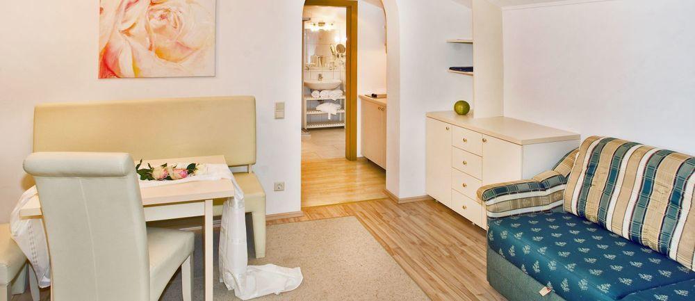 Hotel Garni Elisabeth Пёрчах-ам-Вёртерзе Экстерьер фото
